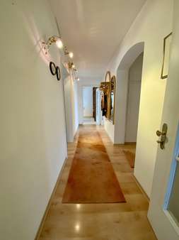 OG Flur OG Flur - Zweifamilienhaus in 89233 Neu-Ulm mit 153m² kaufen