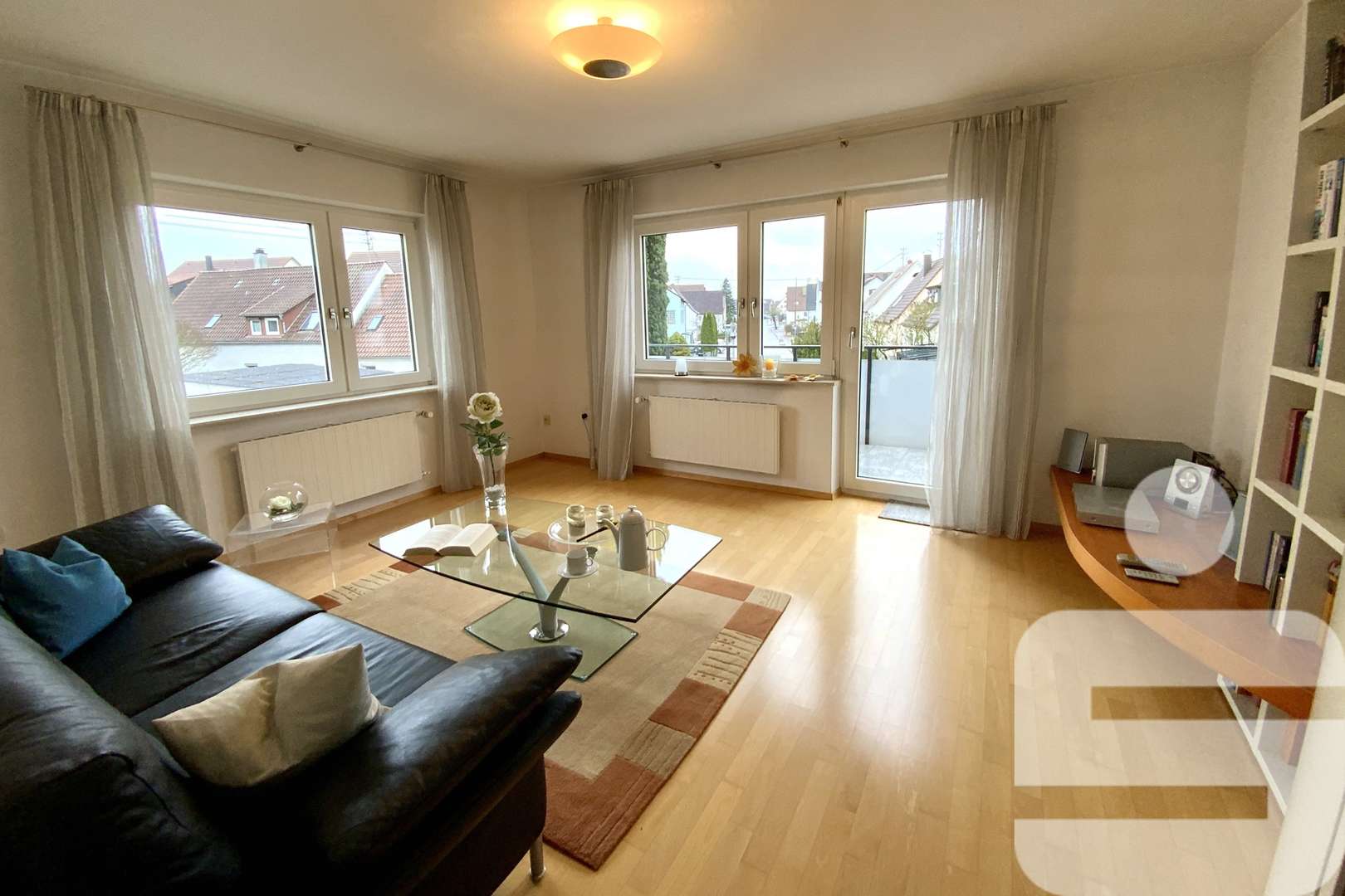 OG Wohnzimmer OG Wohnzimmer - Zweifamilienhaus in 89233 Neu-Ulm mit 153m² kaufen