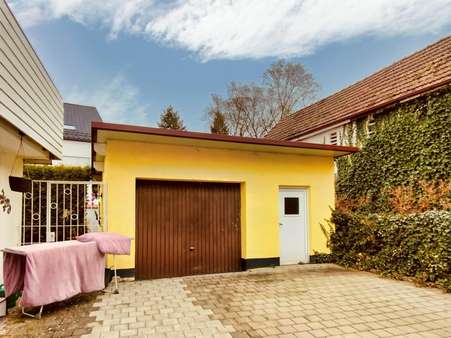 Einzelgarage/Stauraum - Mehrfamilienhaus in 86381 Krumbach mit 320m² kaufen