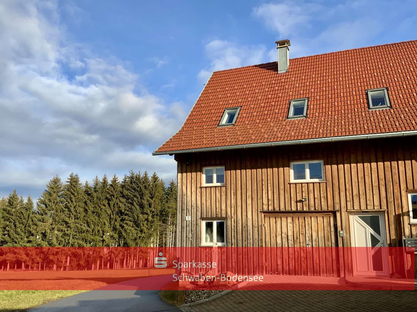 Holzverkleidete Südseite Holzverkleidete Südseite - Maisonette-Wohnung in 88138 Sigmarszell mit 110m² kaufen