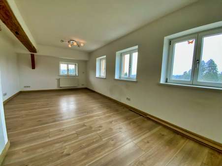 Wohnzimmer Wohnzimmer - Maisonette-Wohnung in 88138 Sigmarszell mit 110m² kaufen