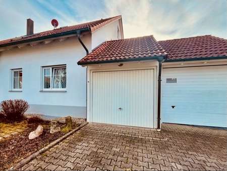 inklusive Garage + Stellplatz - Etagenwohnung in 86470 Thannhausen mit 82m² kaufen