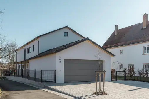 Besser geht kaum – Modernes EFH mit ELW! 