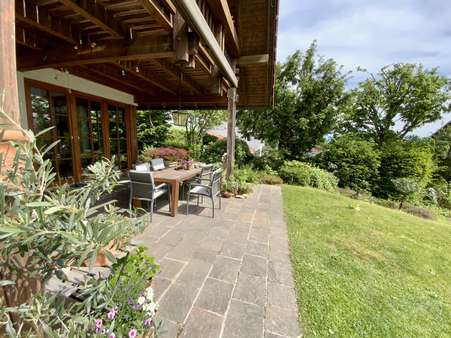 Terrasse und Garten Terrasse und Garten - Einfamilienhaus in 88131 Bodolz mit 280m² kaufen