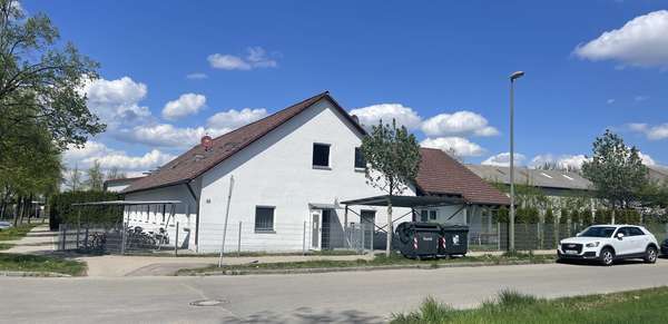 Gebäudeansicht Süden - Werkstatt in 86830 Schwabmünchen mit 118m² kaufen