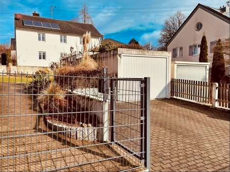 Einzelgarage +  Stellplatz - Doppelhaushälfte in 86381 Krumbach mit 95m² kaufen