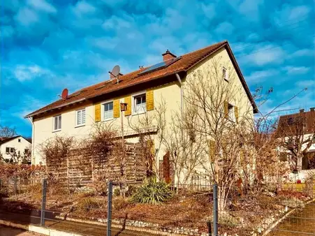Top gepflegte Doppelhaushälfte in Krumbach