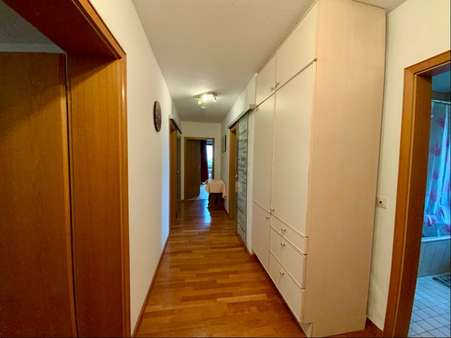 Flur Flur - Etagenwohnung in 86825 Bad Wörishofen mit 115m² kaufen