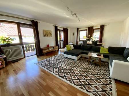 Wohnzimmer - Etagenwohnung in 86825 Bad Wörishofen mit 115m² kaufen