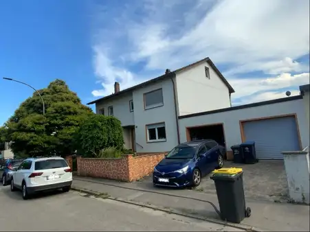 Zweifamilienhaus in Türkheim mit Traumgarten