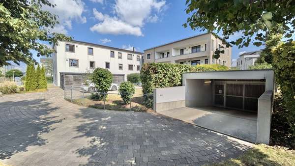Außenansicht Außenansicht - Etagenwohnung in 86199 Augsburg mit 89m² kaufen