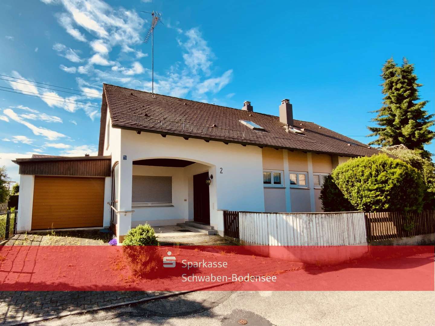 geschützter Eingangsbereich - Einfamilienhaus in 86513 Ursberg mit 170m² kaufen