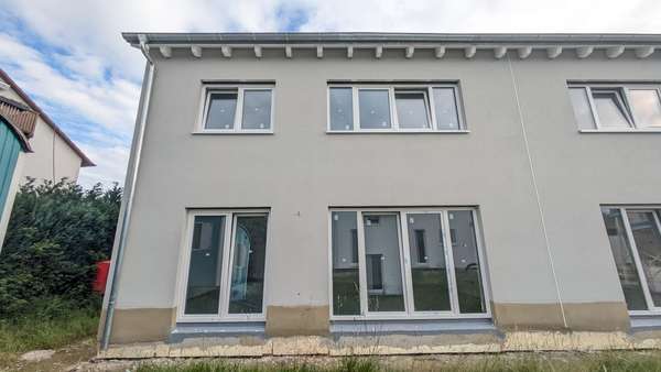 Außenansicht - Doppelhaushälfte in 86465 Welden mit 176m² kaufen