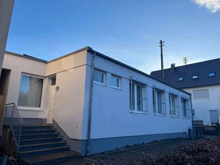 Hausansicht - Bürohaus in 89312 Günzburg mit 99m² kaufen