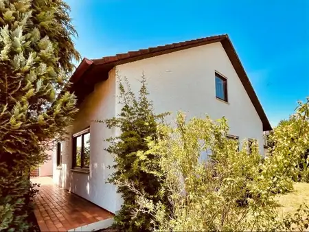 gepflegtes Einfamilienhaus in Krumbachs top Lage