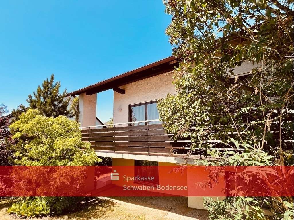 Südansicht mit Rundumbalkon Südansicht mit Rundumbalkon - Einfamilienhaus in 86381 Krumbach mit 140m² kaufen