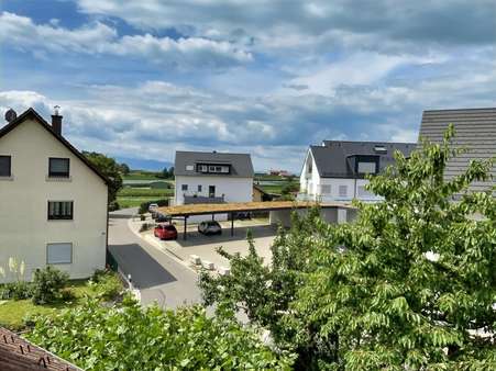 Aussicht Aussicht - Dachgeschosswohnung in 88142 Wasserburg mit 44m² kaufen