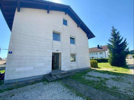 Ansicht Ansicht - Zweifamilienhaus in 86874 Tussenhausen mit 240m² kaufen