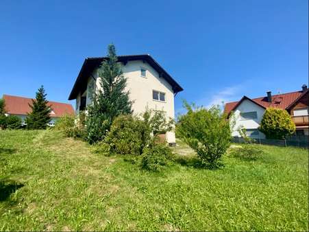 Aussenansicht Aussenansicht - Zweifamilienhaus in 86874 Tussenhausen mit 240m² kaufen