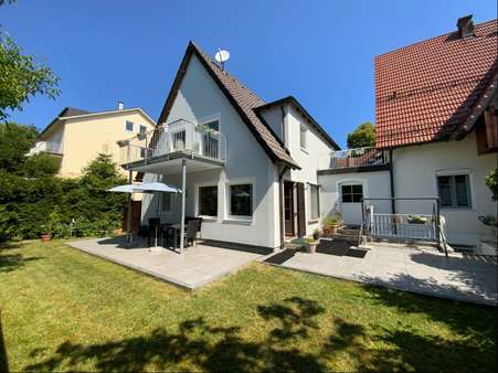 Gartenansicht - Zweifamilienhaus in 86825 Bad Wörishofen mit 151m² kaufen