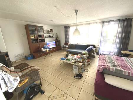 Wohnzimmer - Einfamilienhaus in 89358 Kammeltal mit 122m² kaufen