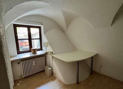 Wohnen Wohnen - Erdgeschosswohnung in 86152 Augsburg mit 92m² kaufen