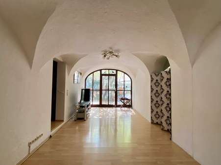 Wohnen Wohnen - Erdgeschosswohnung in 86152 Augsburg mit 92m² kaufen