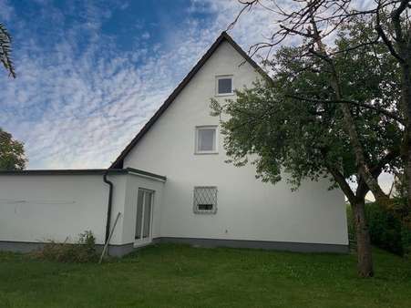 Westansicht Westansicht - Einfamilienhaus in 86343 Königsbrunn mit 147m² kaufen