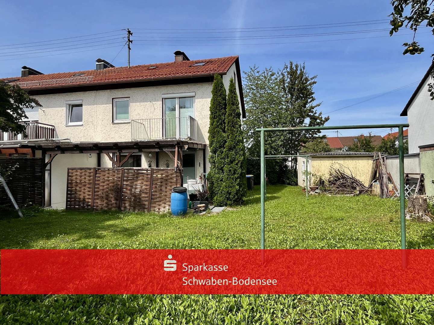 Hausansicht mit Garten Hausansicht mit Garten - Reiheneckhaus in 89312 Günzburg mit 95m² kaufen