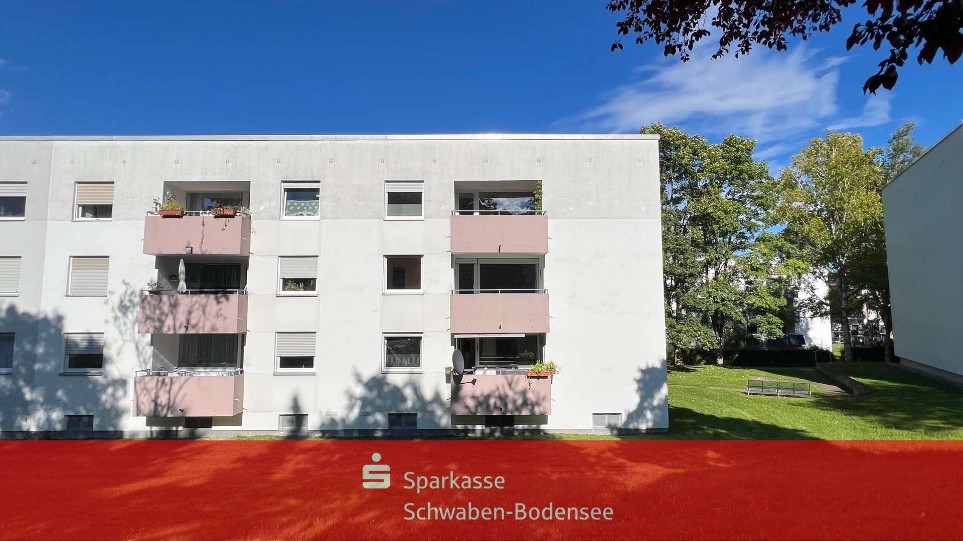 Hausansicht - Etagenwohnung in 86415 Mering mit 80m² kaufen