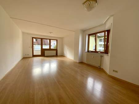 großes Zimmer mit Balkon großes Zimmer mit Balkon - Etagenwohnung in 88131 Lindau mit 40m² kaufen