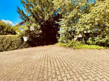 KFZ-Stellplatz - Erdgeschosswohnung in 89312 Günzburg mit 63m² kaufen