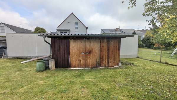 Gartenhütte Gartenhütte - Zweifamilienhaus in 86399 Bobingen mit 116m² kaufen