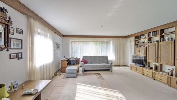 Wohnzimmer Wohnzimmer - Zweifamilienhaus in 86399 Bobingen mit 116m² kaufen