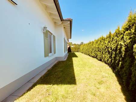 uneinsehbarer Garten uneinsehbarer Garten - Einfamilienhaus in 86476 Neuburg mit 211m² kaufen