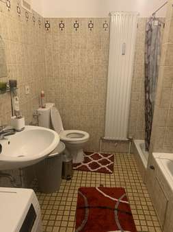 Bad mit Waschmaschinenanschluss Bad mit Waschmaschinenanschluss - Etagenwohnung in 86343 Königsbrunn mit 59m² kaufen