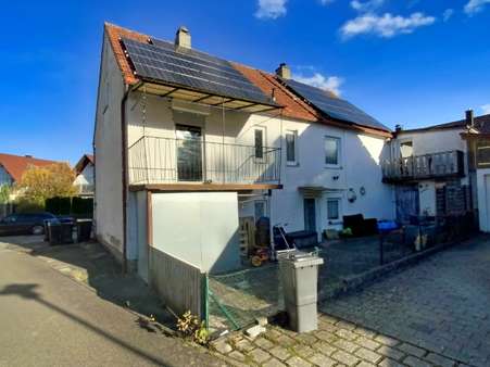 Außenansicht hinten Außenansicht hinten - Einfamilienhaus in 89257 Illertissen mit 140m² kaufen