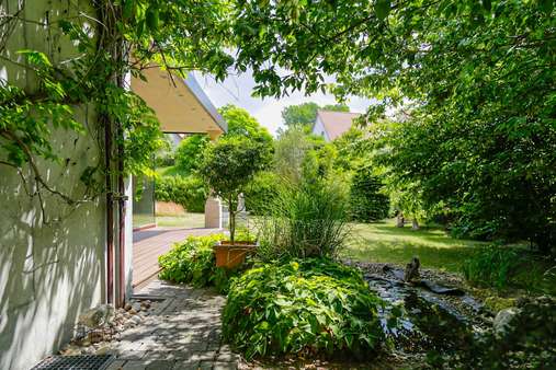 Teich und Terrasse - Einfamilienhaus in 86368 Gersthofen mit 112m² kaufen