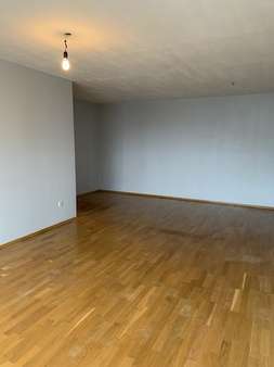 Wohnbereich - Etagenwohnung in 86156 Augsburg mit 65m² kaufen