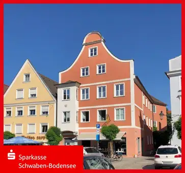 Geschäfts- und Wohnhaus mit Bürogebäude mitten in Günzburg