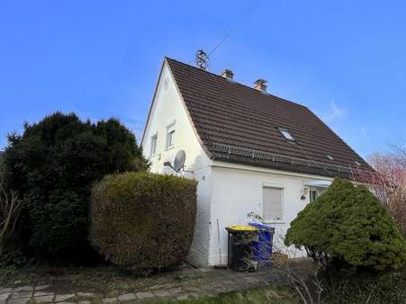 Hausansicht - Einfamilienhaus in 89312 Günzburg mit 117m² kaufen