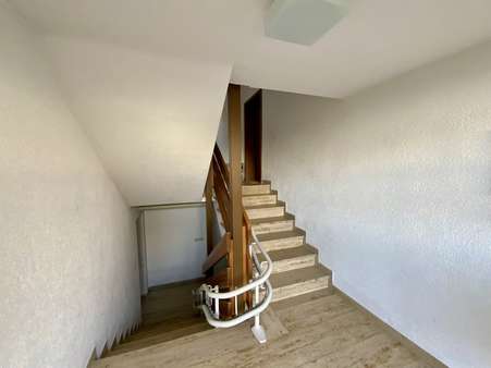 Treppenhaus - Etagenwohnung in 87724 Ottobeuren mit 91m² kaufen