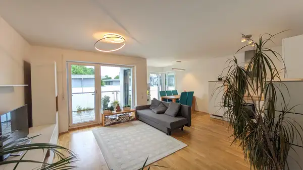 Am Silbermannpark - Moderne 3,5 Zimmer Wohnung im obersten Stock! 