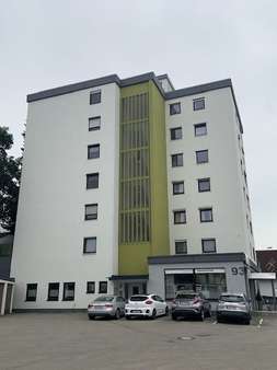 Eingangsbereich - Etagenwohnung in 86199 Augsburg mit 81m² kaufen