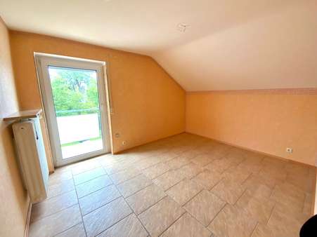 Zimmer - Dachgeschosswohnung in 88131 Lindau mit 75m² kaufen