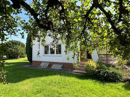 Gartenansicht - Einfamilienhaus in 89362 Offingen mit 127m² kaufen