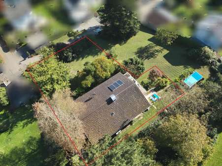 Bild mit Grundstück Bild mit Grundstück - Einfamilienhaus in 88147 Achberg mit 197m² kaufen