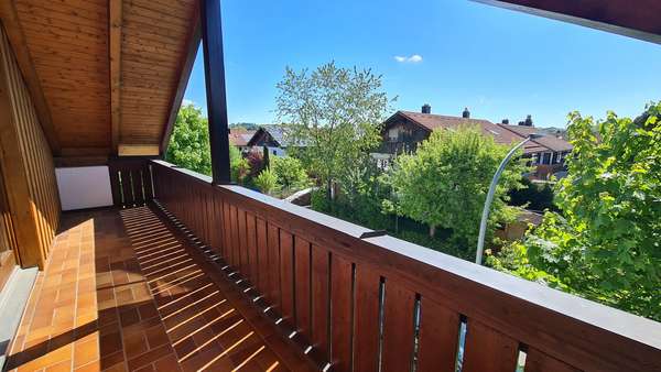 Balkon - Dachgeschosswohnung in 87616 Marktoberdorf mit 60m² kaufen