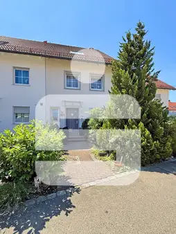 Junges Wohnhaus - ideal für Familien!