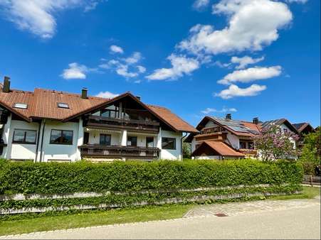 Hausansicht Süd - Dachgeschosswohnung in 87527 Sonthofen mit 125m² kaufen